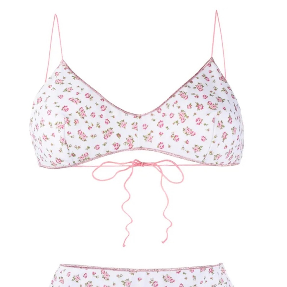 ISO ISO ISO Oseree Floral Print Fantasy Stories Bikini Top